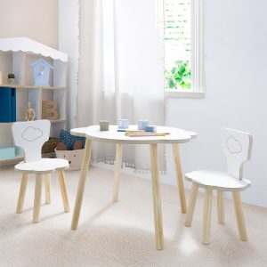 Colección de  mesas y sillas Montessori