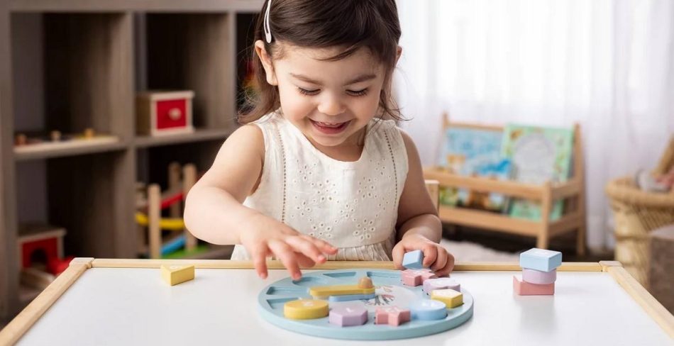 ¿Qué es un juguete de clasificación de formas y por qué es importante para el desarrollo de su hijo?